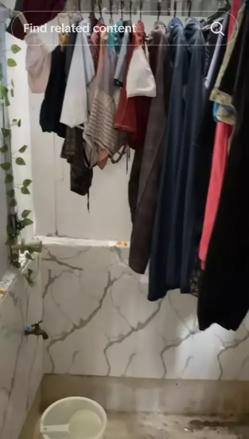 Rumah kayu interiornya bak nginep di vila © TikTok Rumah kayu interiornya bak nginep di vila © TikTok
