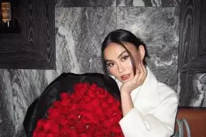 Agnez Mo rayakan anniversary ke-4 pacaran dengan Adam Rosyadi, ungkap kekasih adalah tempat teraman