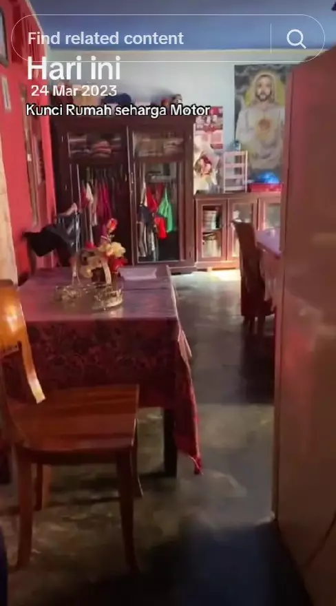 Wanita ini punya rumah sekelilingnya kuburan © TikTok