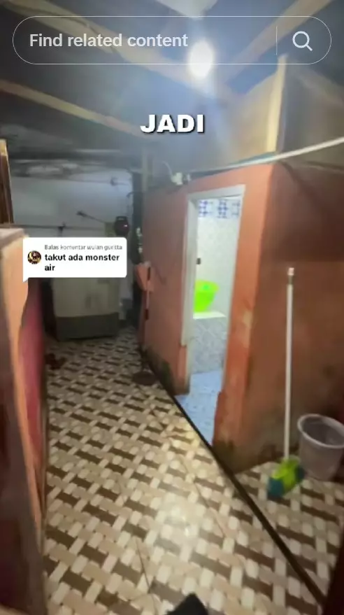 Wanita ini punya rumah sekelilingnya kuburan © TikTok
