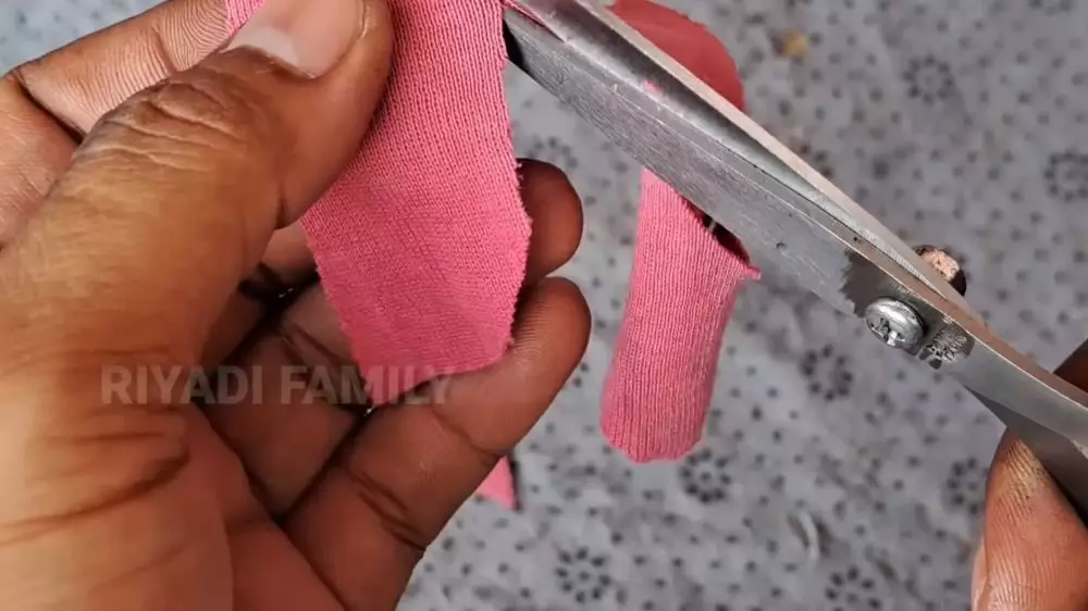 trik jitu atasi gunting tumpul agar tajam pakai 2 alat sederhana © berbagai sumber trik jitu atasi gunting tumpul agar tajam pakai 2 alat sederhana © berbagai sumber