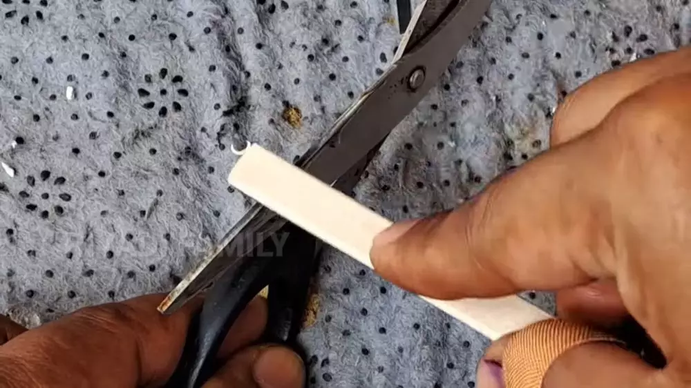 trik jitu atasi gunting tumpul agar tajam pakai 2 alat sederhana © berbagai sumber trik jitu atasi gunting tumpul agar tajam pakai 2 alat sederhana © berbagai sumber