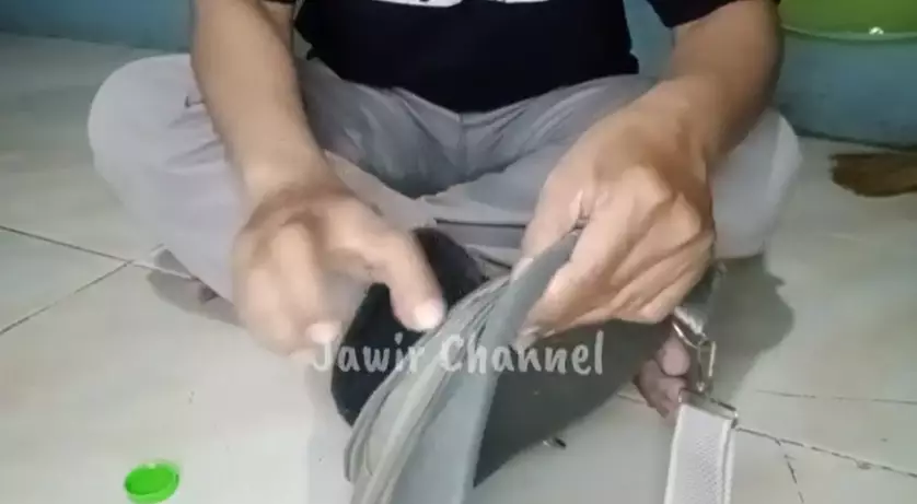 memperbaiki resleting tas rusak YouTuber jawir channel