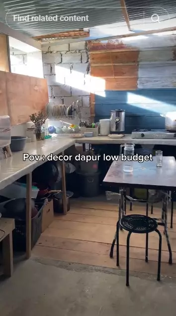 makeover low budget dapur atap seng © TikTok