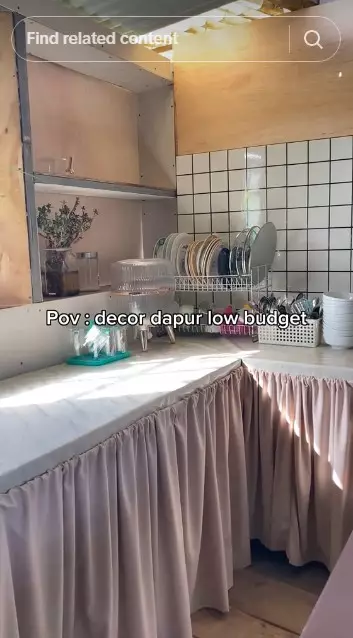 makeover low budget dapur atap seng © TikTok