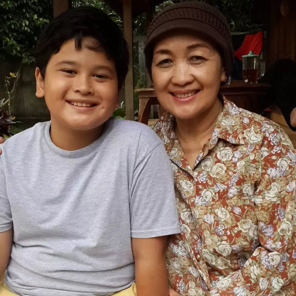 Lina Budiarti Kesempatan dalam Kesempitan © berbagai sumber Lina Budiarti Kesempatan dalam Kesempitan © berbagai sumber