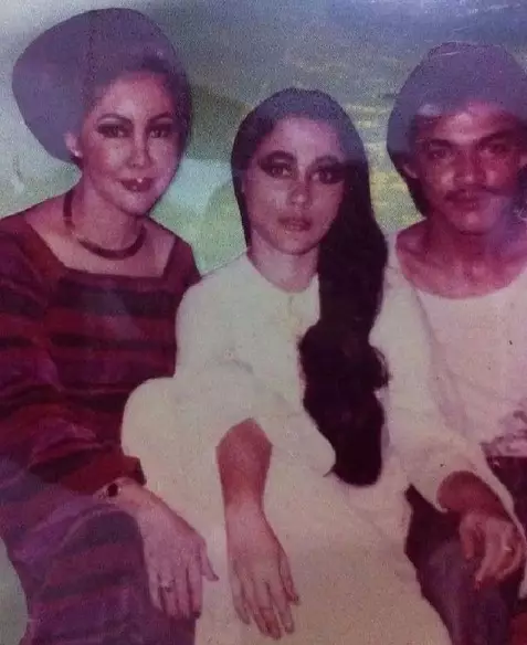 Tamu hotel di Sabar Dulu Dong © berbagai sumber Tamu hotel di Sabar Dulu Dong © berbagai sumber