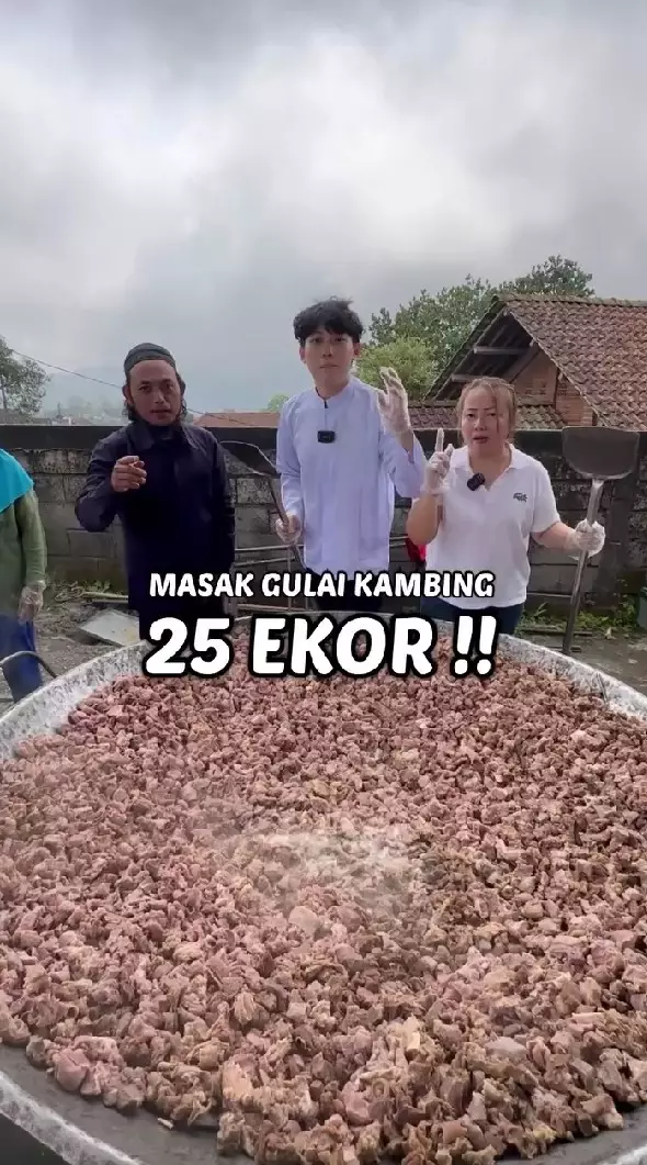 Willie Salim kini masak besar lagi © Instagram Willie Salim kini masak besar lagi © Instagram