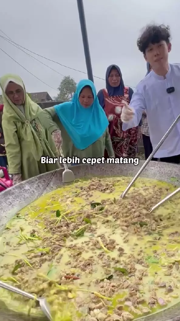 Willie Salim kini masak besar lagi © Instagram Willie Salim kini masak besar lagi © Instagram