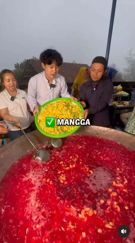 Willie Salim kini masak besar lagi © Instagram Willie Salim kini masak besar lagi © Instagram