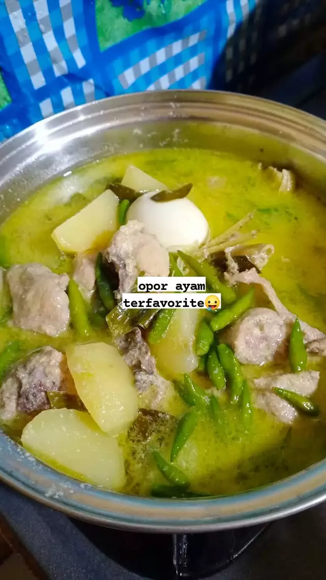 13 Resep opor ayam buat Lebaran instagram 13 Resep opor ayam buat Lebaran instagram