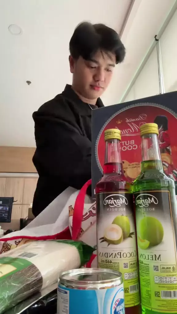 hampers lebaran raffi nagita buat karyawanhampers lebaran raffi nagita buat karyawan © 2025 TikTok