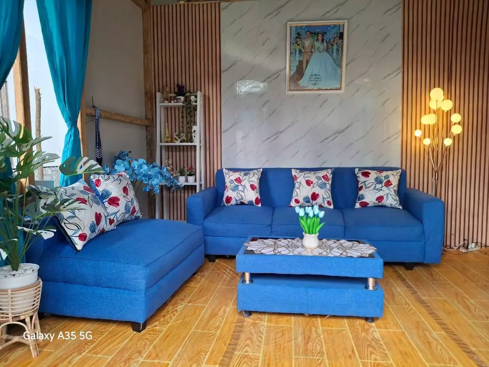 rumahnya cuma dinding papan semen © TikTok