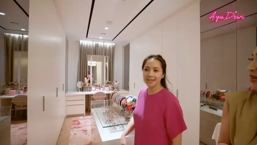 kamar mandi Nagita Slavina rumah baru © YouTube kamar mandi Nagita Slavina rumah baru © YouTube