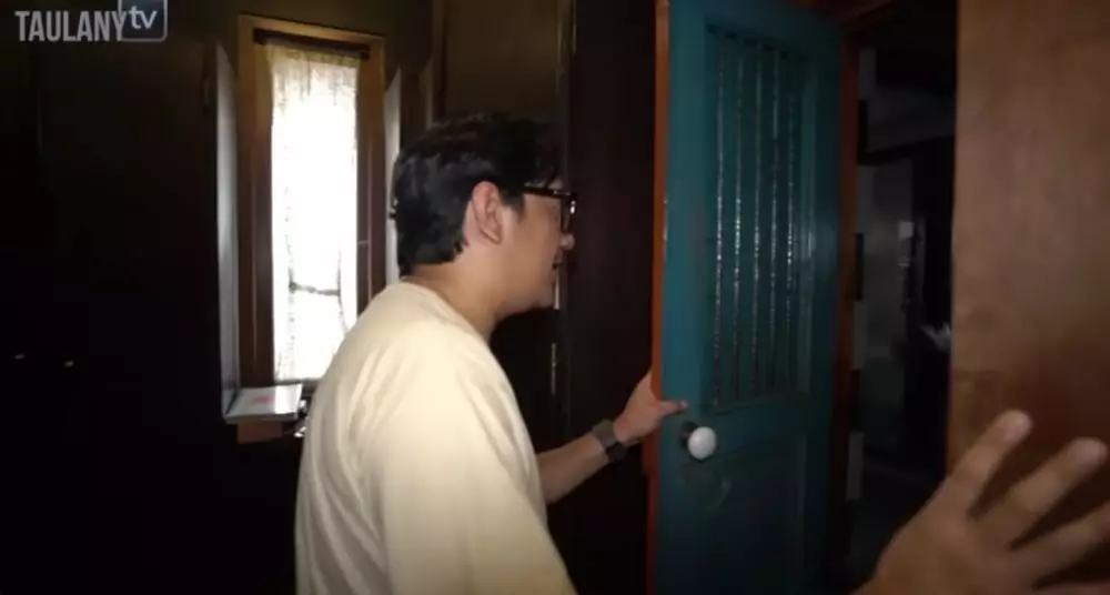 kamar mandi Ahmad Dhani seperti ruang tamu © YouTube kamar mandi Ahmad Dhani seperti ruang tamu © YouTube