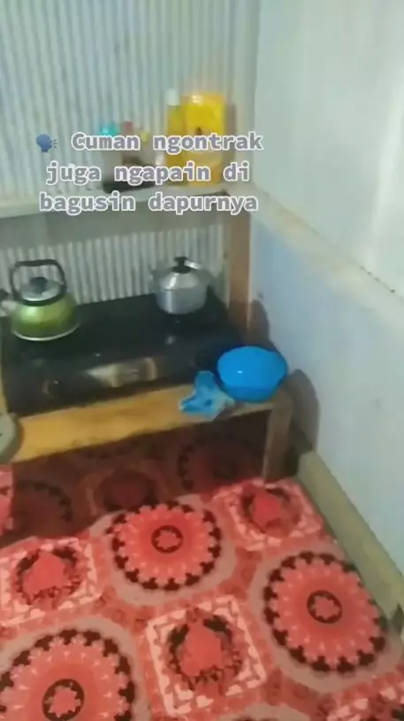 renovasi dapur kontrakan dinding seng © 2023 brilio.net