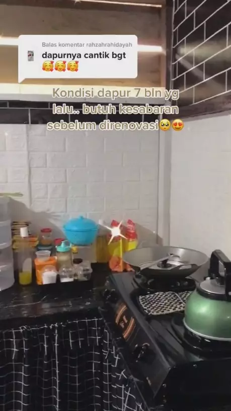 renovasi dapur kontrakan dinding seng © 2023 brilio.net