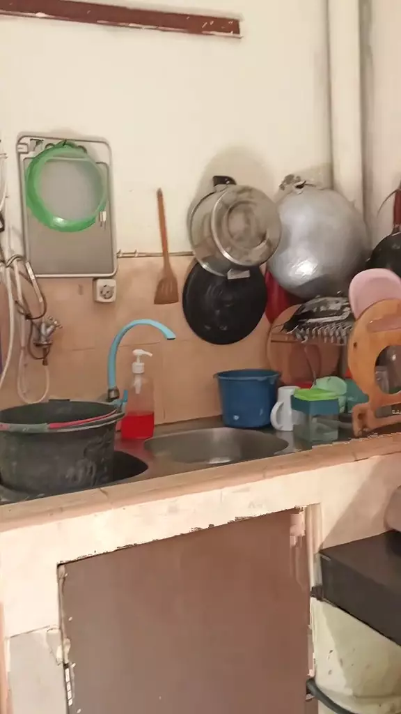 makeover dapur mertua jadi estetik © 2025 TikTok