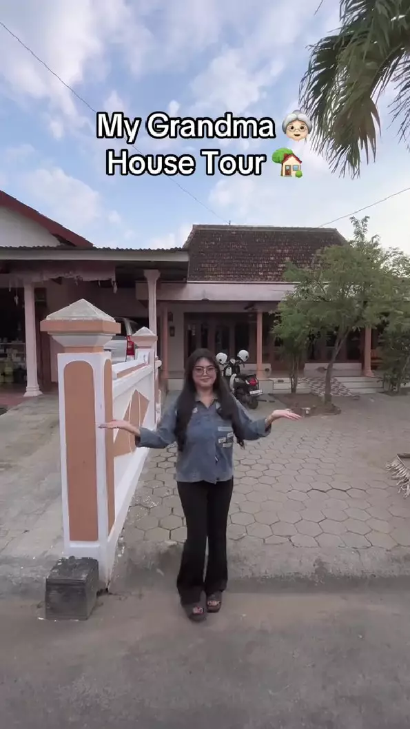 Wanita spill penampakan rumah neneknya © TikTok Wanita spill penampakan rumah neneknya © TikTok