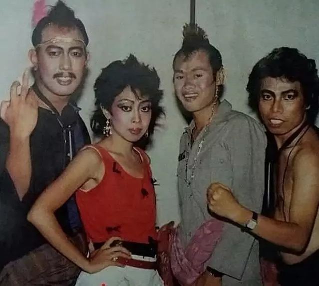 potret wanita rocker di warkop dki © instagram potret wanita rocker di warkop dki © instagram