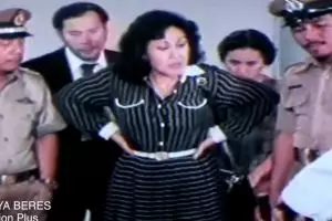 Ternyata pernah jadi Gadis Warkop, begini 11 potret lawas Mak Nyak Si Doel di 'Pokoknya Beres'