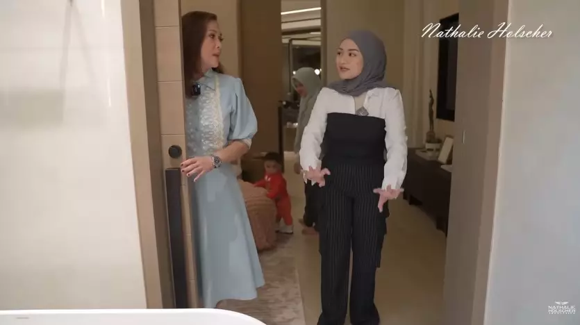 kamar mandi Maia Estianty AC central © YouTube