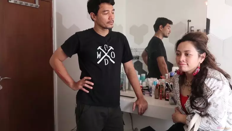 kamar mandi Hesti Purwadinata © YouTube