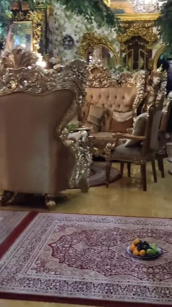 rumah emas mak nonon  © 2025 brilio.net