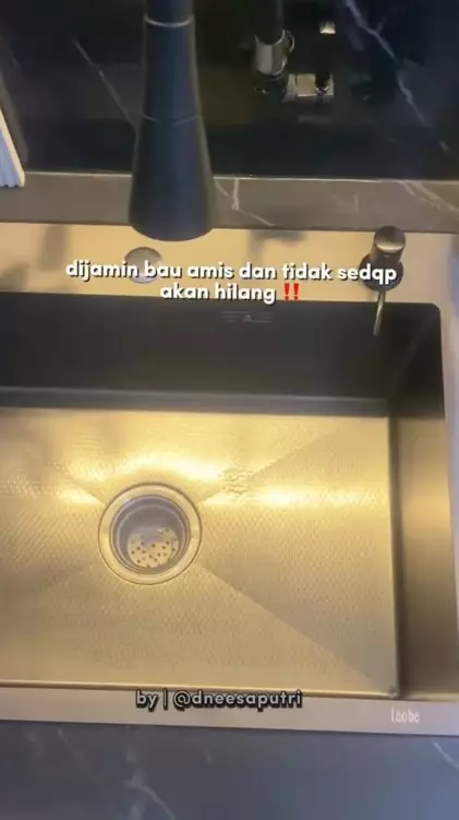 wastafel kembali bersih tak bau sisa makanan © TikTok wastafel kembali bersih tak bau sisa makanan © TikTok