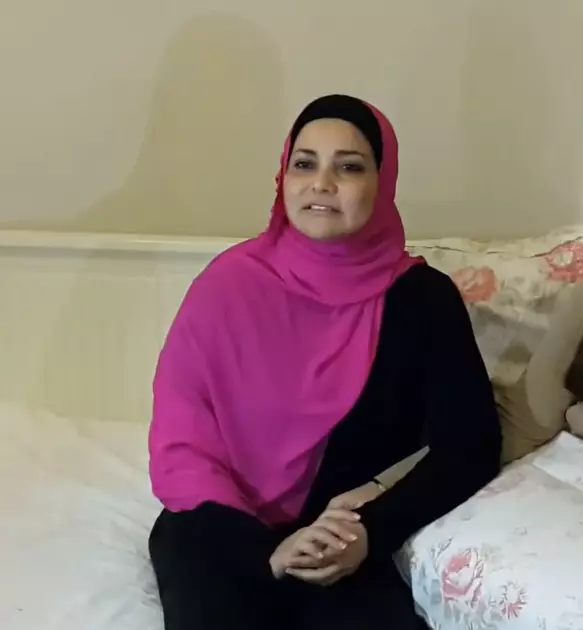 Wanita foto bareng Ray Sahetapy dan Titi DJ dinikahi politisi malaysia, Enny Beatrice © 2024 brilio.net Wanita foto bareng Ray Sahetapy dan Titi DJ dinikahi politisi malaysia, Enny Beatrice © 2024 brilio.net