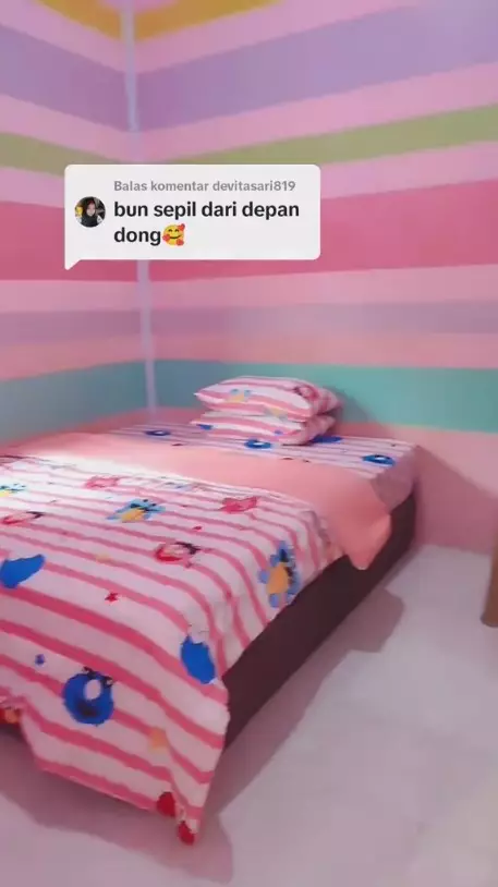 rumah papan interiornya mirip hunian kompleks mewah © TikTok/@idhapinky