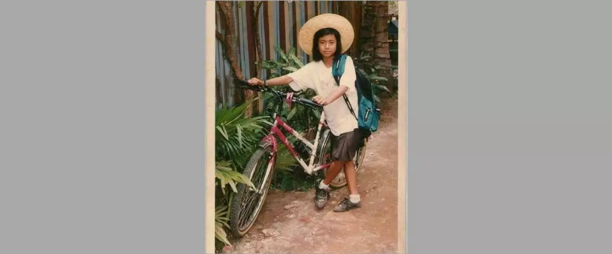 Bocah ini pernah jadi penjual ikan, kini sukses di dunia hiburan, dibayar Rp300 juta sekali manggung