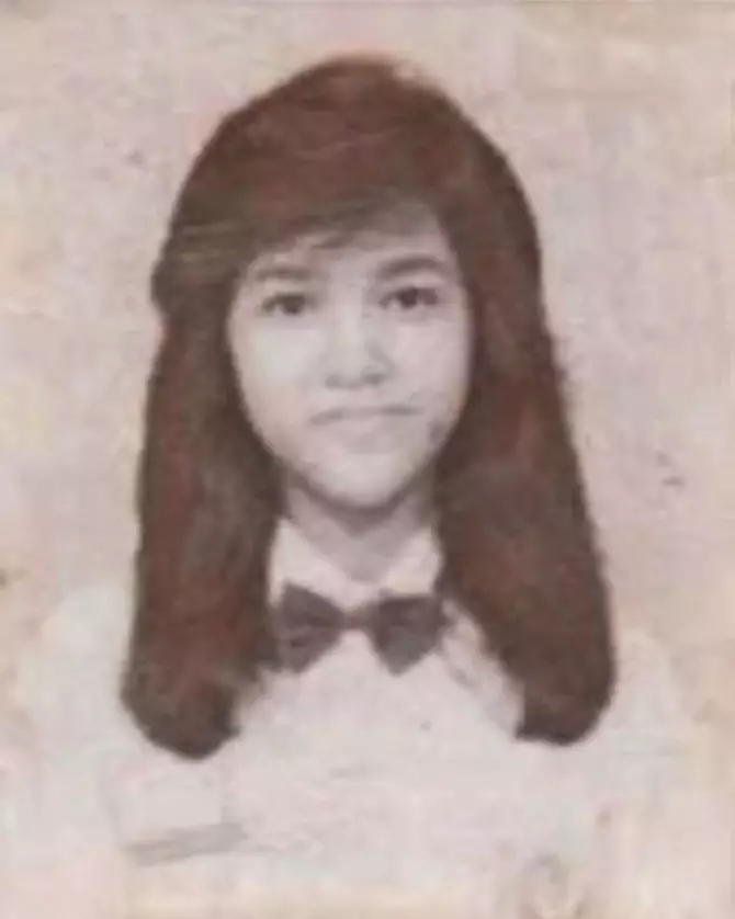 beda gaya maia dan mulan saat sekolah © instagram