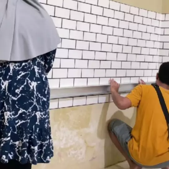 9 Potret dapur mungil dimakeover cuma modal Rp200 ribu jadi estetik, cocok untuk kaum mendang-mending