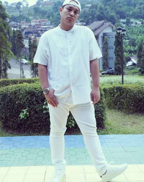 Bocah berseragam SD ini gagal akmil © Instagram