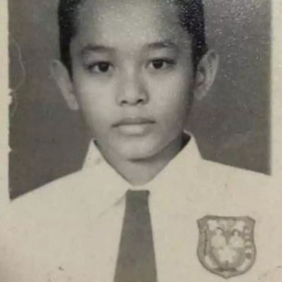 Pernah ingin daftar Akmil tapi gagal, bocah berseragam ini malah jadi artis top dan punya rumah mewah