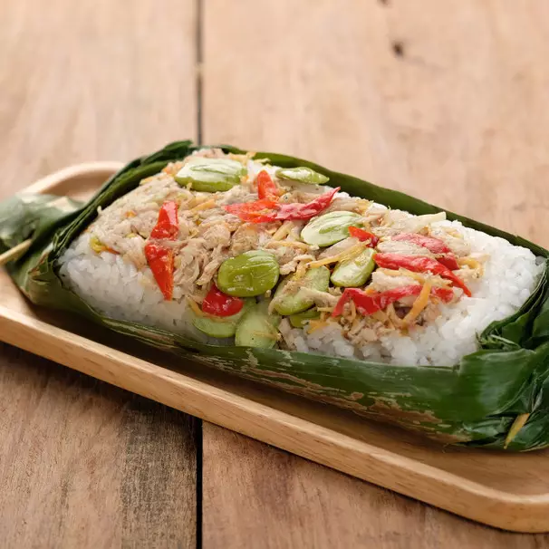 5 Resep nasi bakar ayam suwir yang menggugah selera, cocok buat bekal atau makan santai