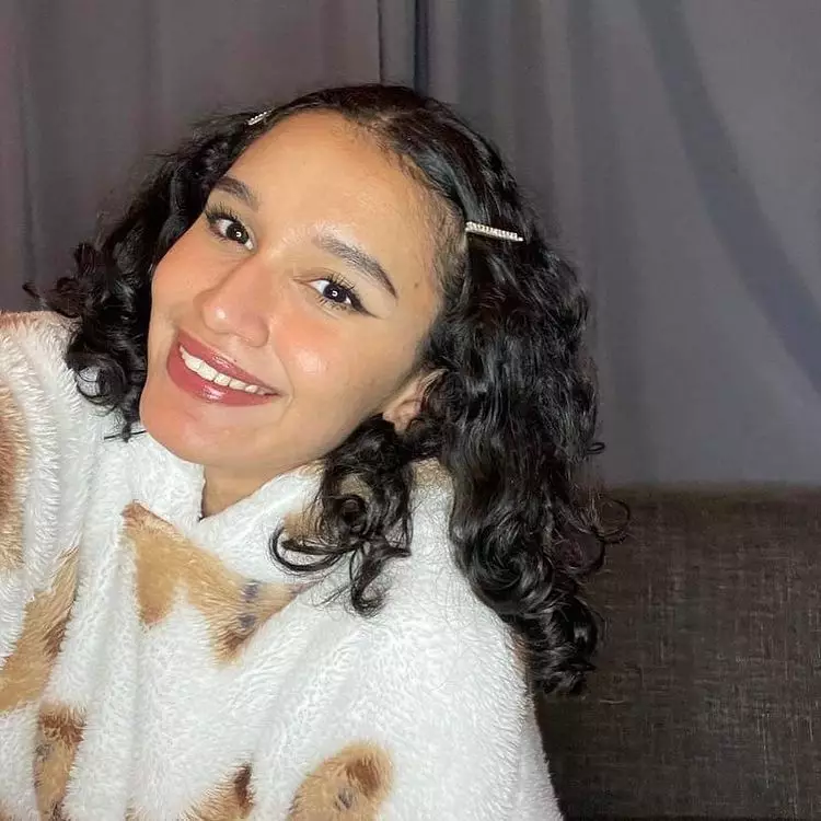 Rimbi Ronaldowati jadi hot mom © berbagai sumber