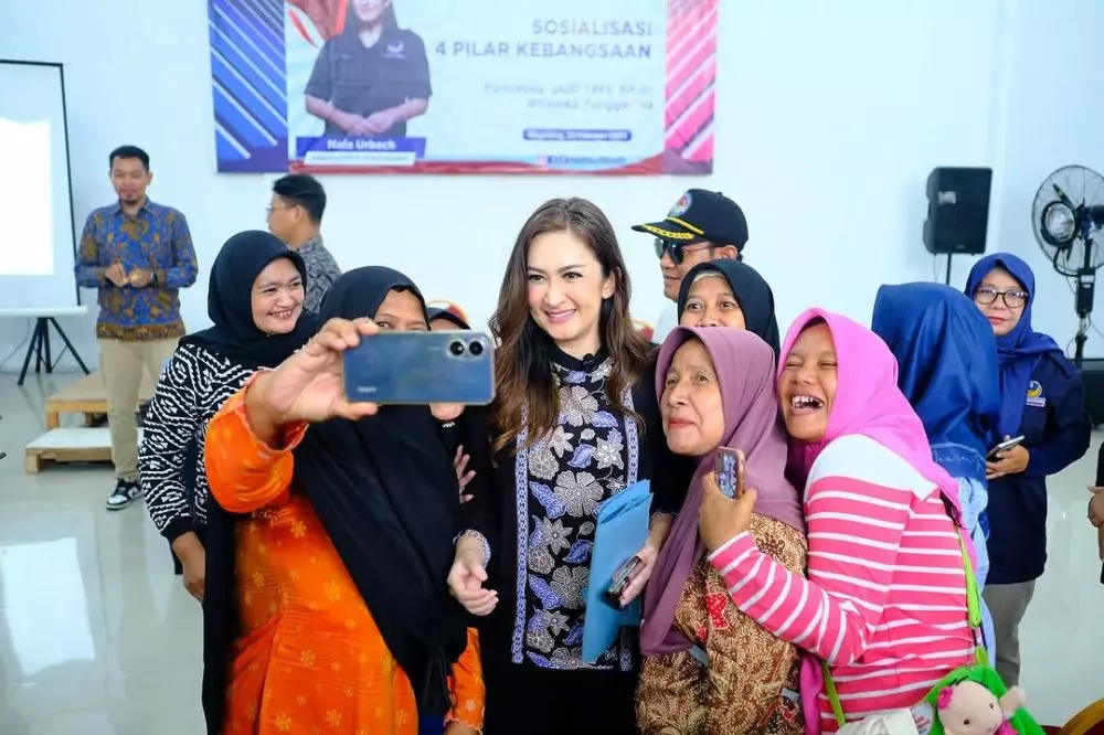 nafa urbach diselingkuhi lebih dari 100 kali © 2025 brilio.net nafa urbach diselingkuhi lebih dari 100 kali © 2025 brilio.net