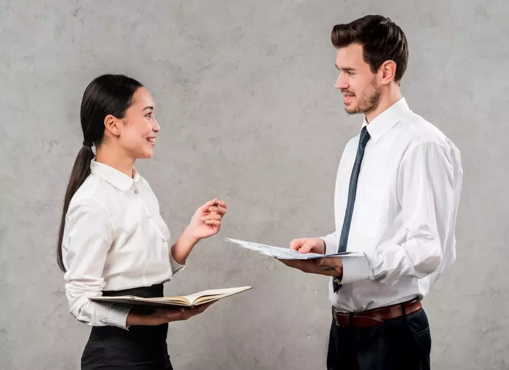 Contoh teks negosiasi 2 orang © 2025 brilio.net