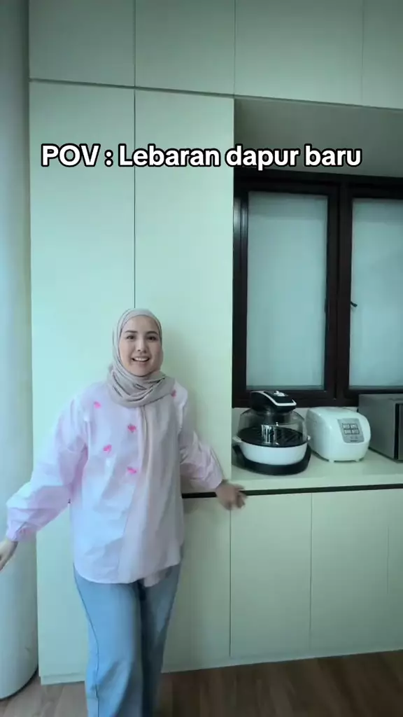 dapur baru rumah tya ariestya © 2025 TikTok