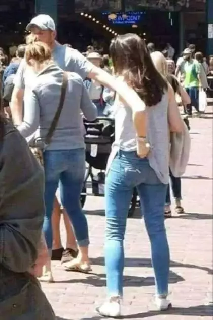 momen lucu kebetulan pas foto © 2025 berbagai sumber momen lucu kebetulan pas foto © 2025 berbagai sumber