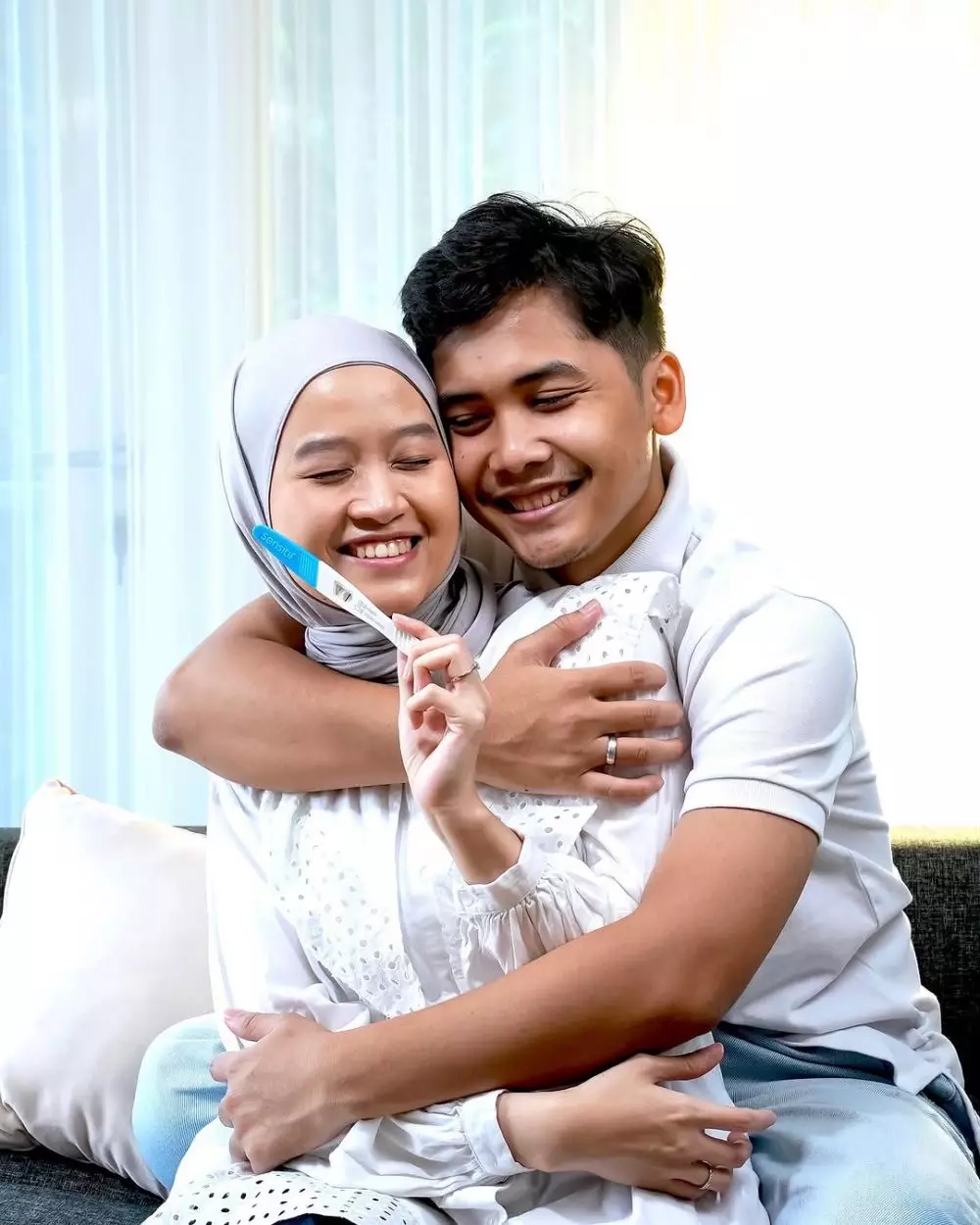 istri bintang emon hamil anak pertama  © 2025 Instagram