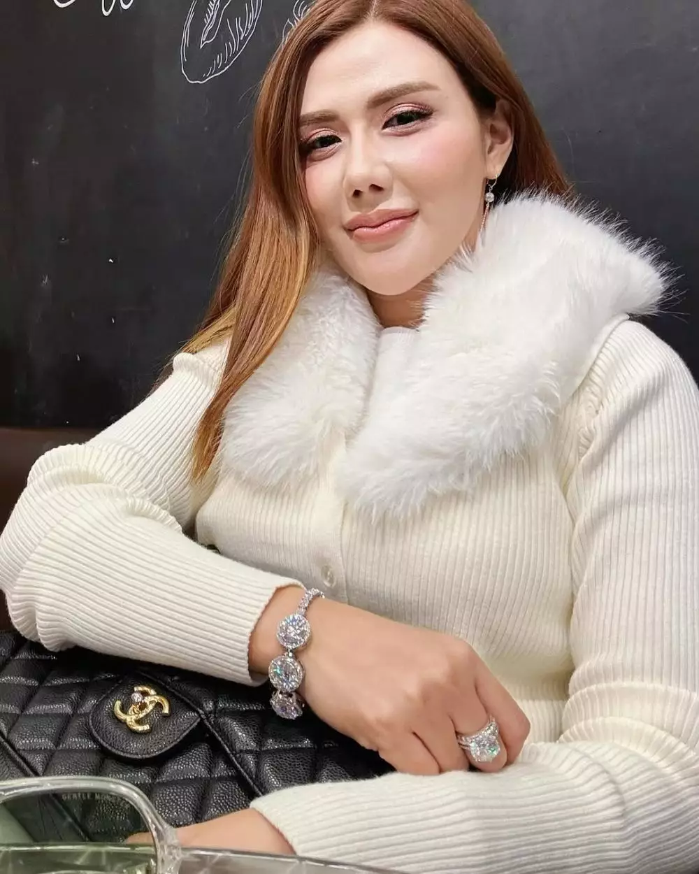 rey utami artis terkaya indonesia dulu backing vokal © 2025 brilio.net