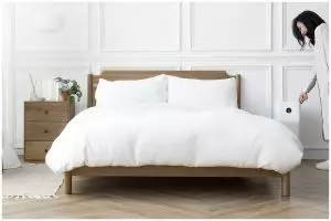 Tanpa dicuci dan jemur, begini cara membuat kasur apek jadi wangi dan bersih pakai 1 bahan dapur