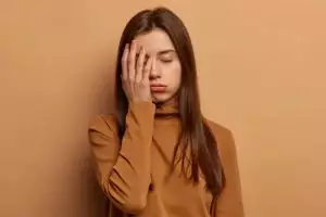 5 Zodiak paling suka menggerutu, cek apa kamu termasuk si tukang mengeluh