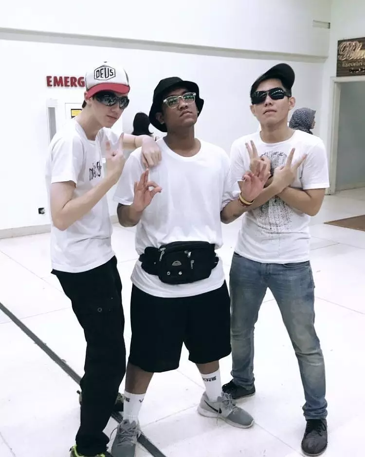 model video klip Hari Bersamanya © berbagai sumber