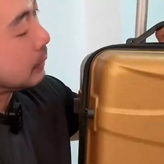 Koper baret kembali cantik tanpa ditutup stiker, begini triknya cuma pakai 1 alat pemantik