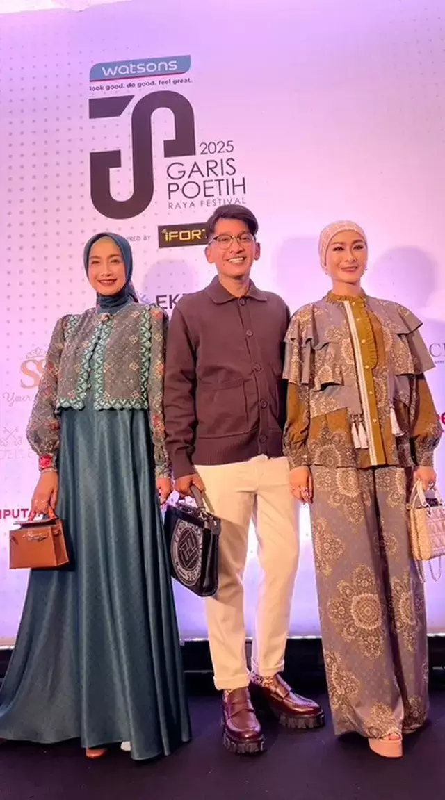 kedekatan ruben onsu dan desy ratnasari © 2025 brilio.net