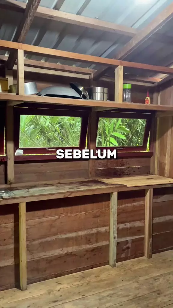 makeover dapur kayu jadi tempat masak di vila  © 2025 TikTok